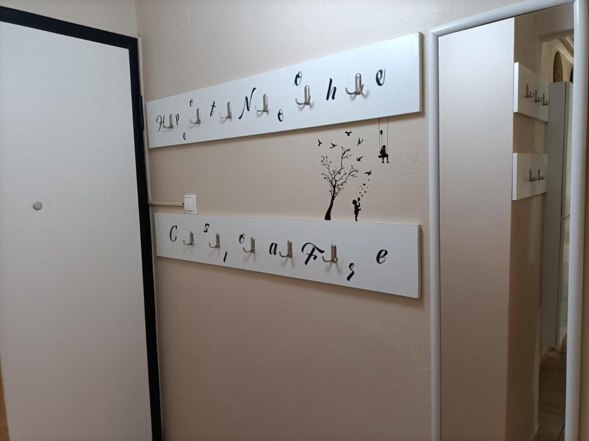 Appartamento Urban Minimalist Studio Apt. near Pagrati Park Atene Esterno foto